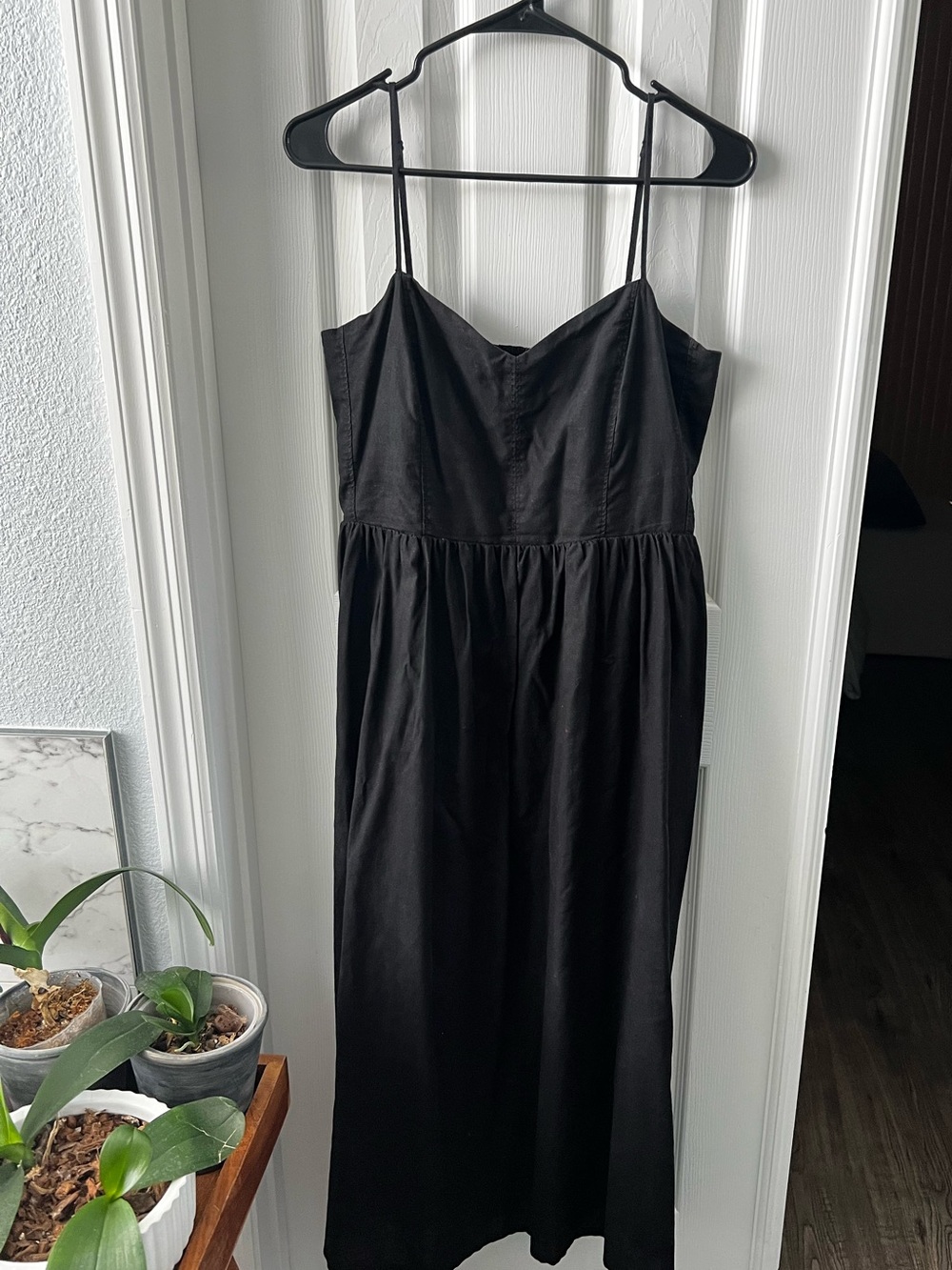 H&M Black Spaghetti-Strap Midi Dress